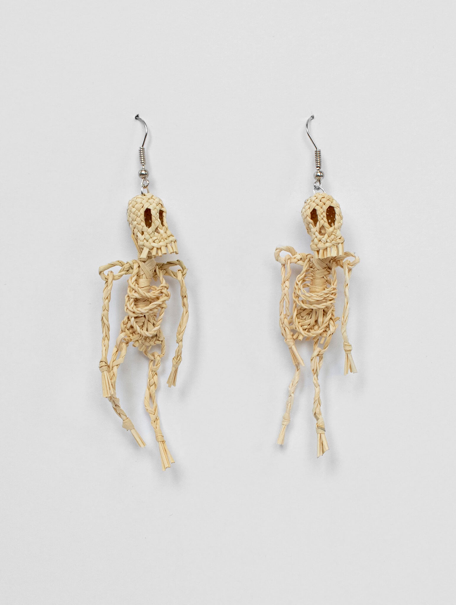 Pendientes de esqueleto