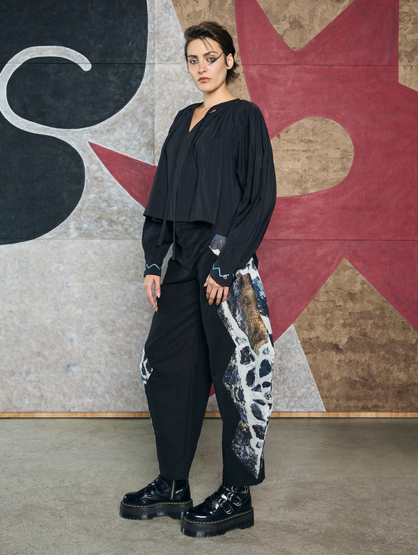 Embroidered Pensamientos Blouse